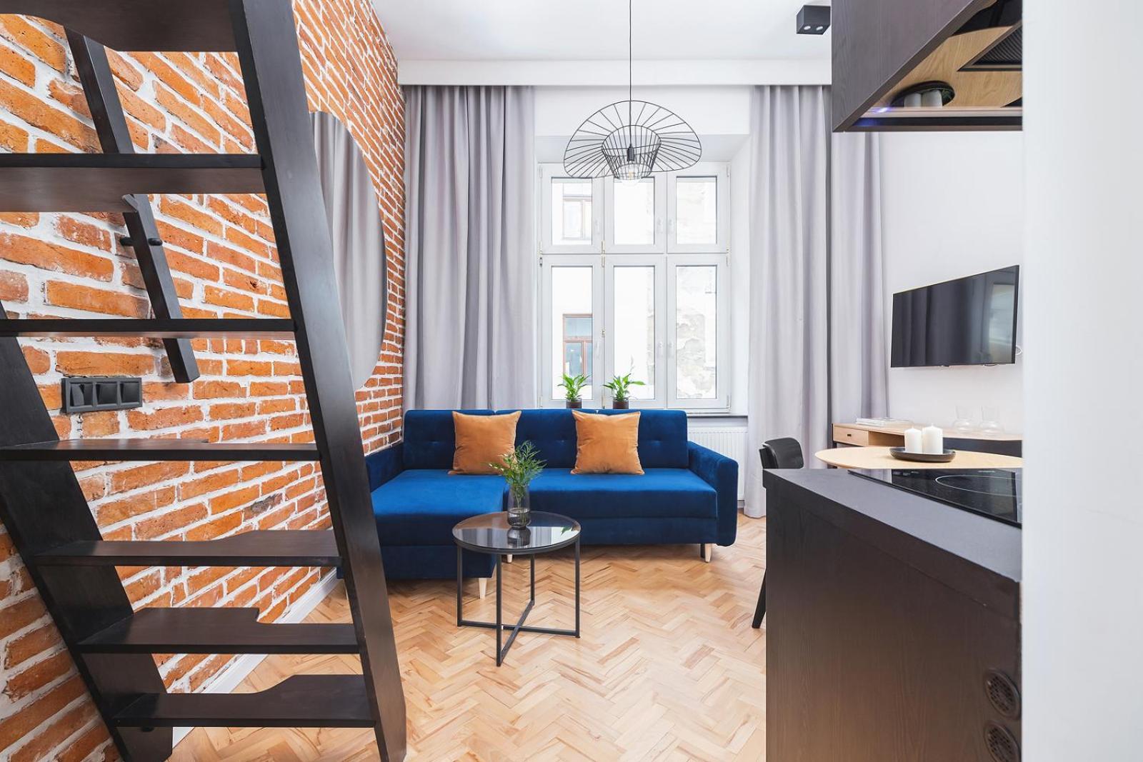 One-Bedroom Apartment